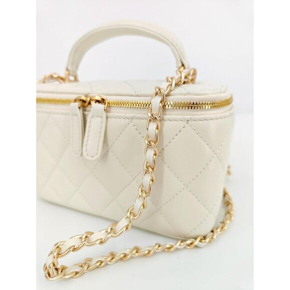 Genuine Leather Mini Crossbody Bag Quilted Gold Chain Purse for Women - Picture 9 of 9